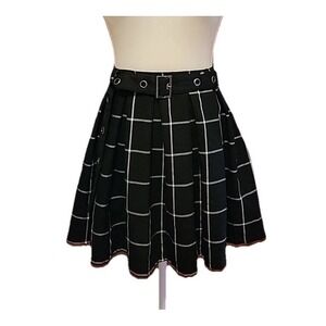 Hot Topic Black Pleated Plaid Mini Skirt Sz Medium Goth Punk Y2K Grunge Academia